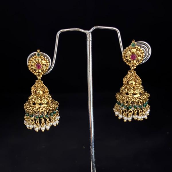 Gold Finish Butta's with Sugar Beads & Green hydro bead hangings, Set of 1 Pair