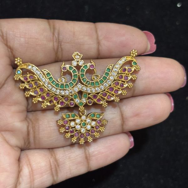 Matt Finish Multi colour Peocock Pendant without Earrings