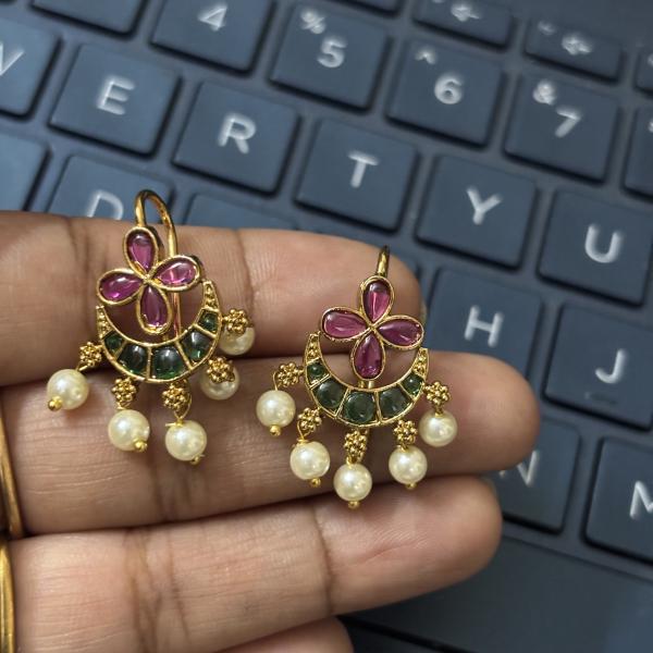 Moon Bugadi , set of pair