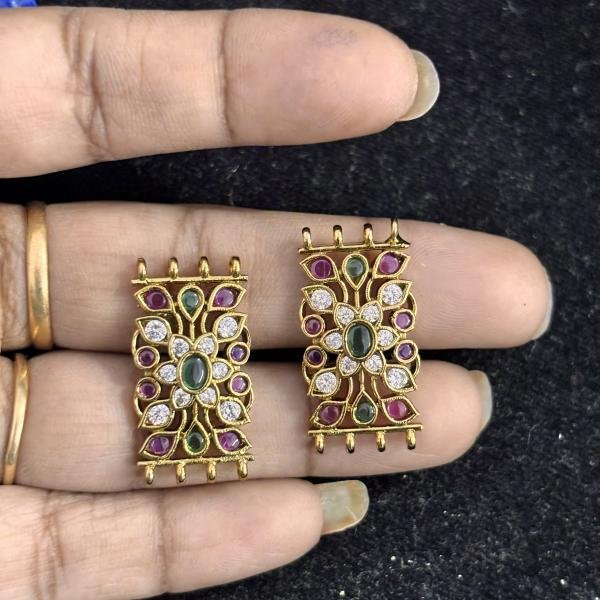 Kundan Stone Side Pendant with 4 connectors both sides , set of 1 pair