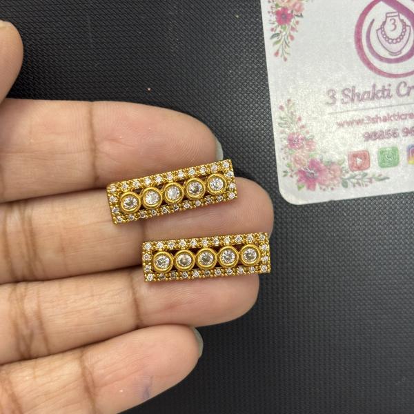 Victorian Finish Side Pendants, Set of 1 pair