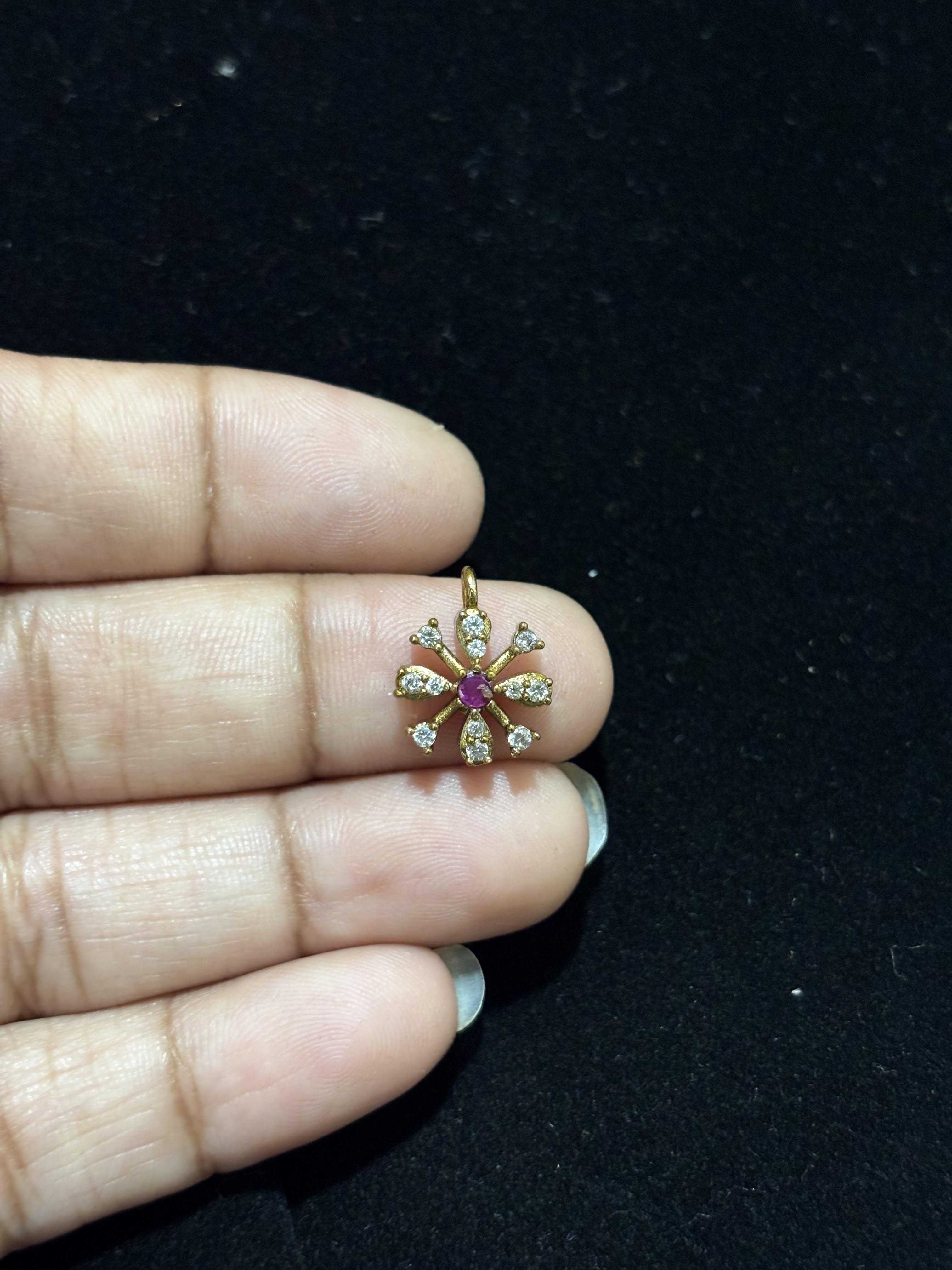 Antique Shade Snow Flakes, Colours Available, sold by 1 pc