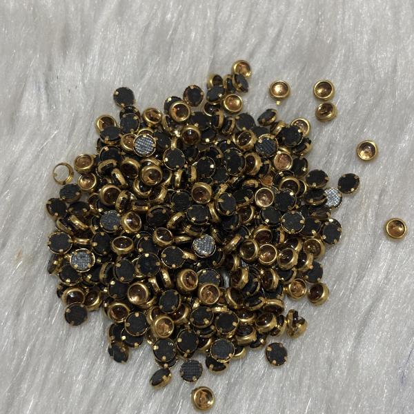 Kundhan Stone Glass Gold Round - 4mm