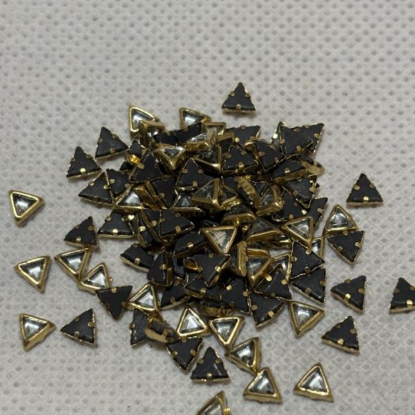 Kundhan Stone Trangle White- 4x4x4mm